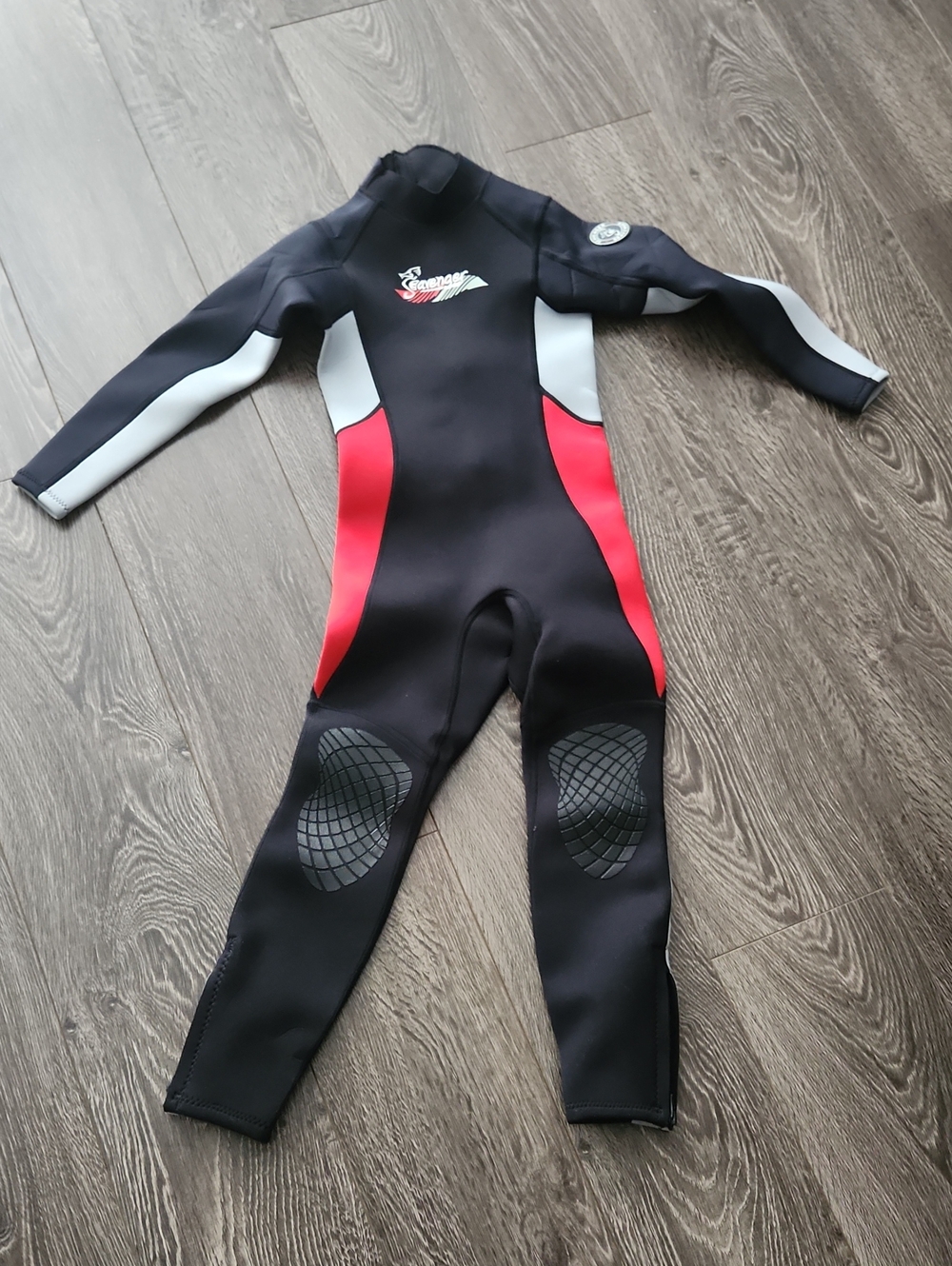 Seavenger Scout Kids 3mm Youth Size 10 Child Wetsuit BRAND NEW